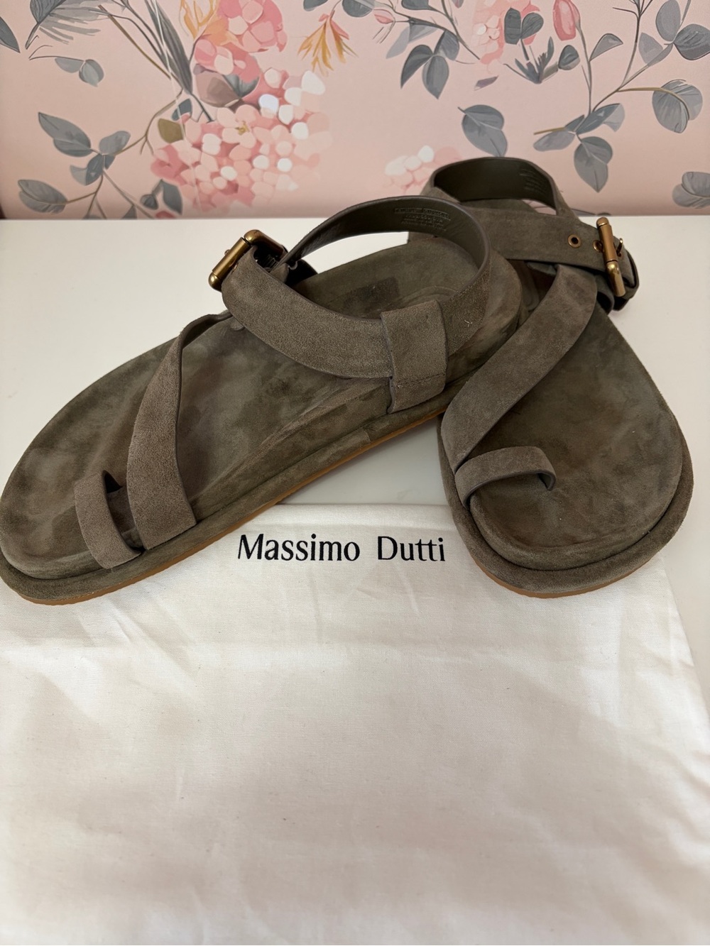 Massimo Dutti Taupe Suede Crisscross Buckle Sandals